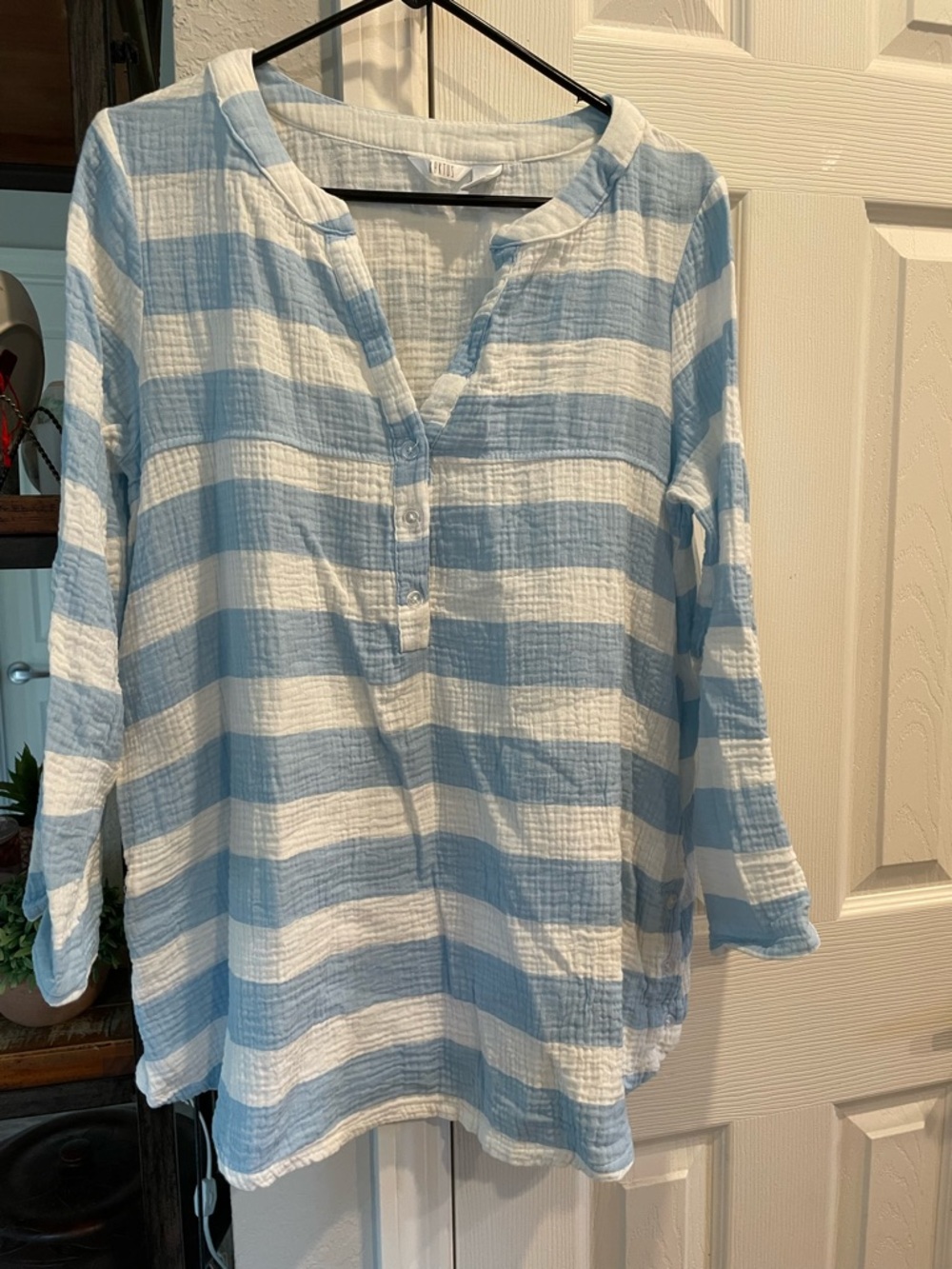 Kaktus Blue white Striped Nautical beachy gauzy roll tab sleeve v neck blouse Lg